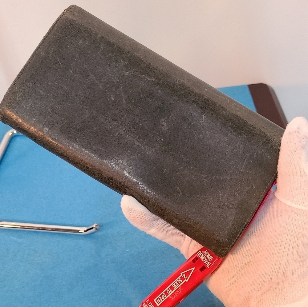 Balenciaga Lambskin Wallet - Picture 15 of 15